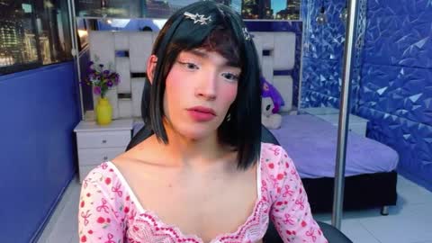 Snapshot of isaacnova chatting on 19, 5, 2026 isaacnova online show from 19, 5, 2026