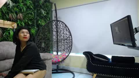 isabel_luxx online show from 11, 4, 2026