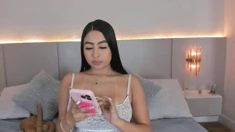 Isa online show from 2, 10, 2025