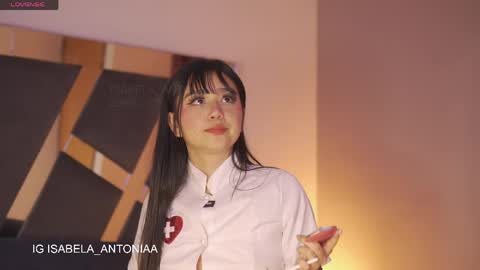 Snapshot of isabela_antonia_ chatting on 30, 4, 2026 online show from 30, 4, 2026