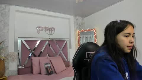 ISABELA  online show from 17, 12, 2025