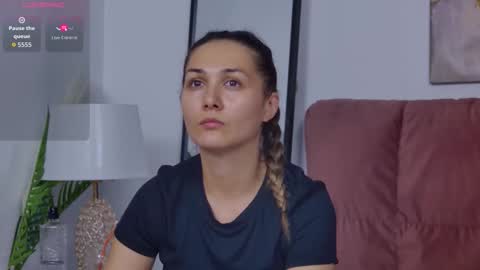 Snapshot of isabelasasha chatting on 11, 9, 2025 Isa online show from 11, 9, 2025