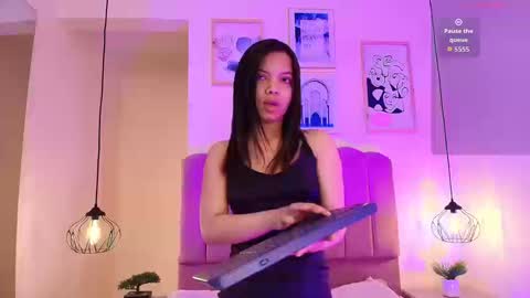 isabelgh_ online show from 19, 9, 2025