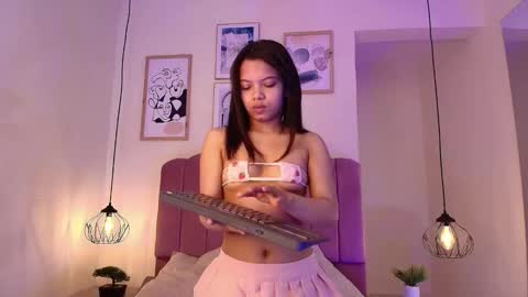 isabelgh_ online show from 10, 10, 2025