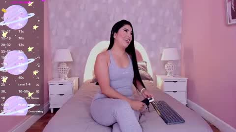 Snapshot of isabella__milf chatting on 14, 7, 2026 isabella__milf online show from 14, 7, 2026