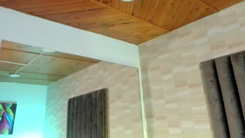   online show from 22, 10, 2025