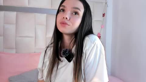 Snapshot of isabella_gomez11 chatting on 17, 2, 2026 isabella_gomez11 online show from 17, 2, 2026