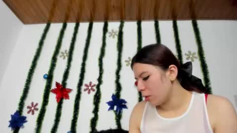 isabella_jaramillo online show from 22, 11, 2025
