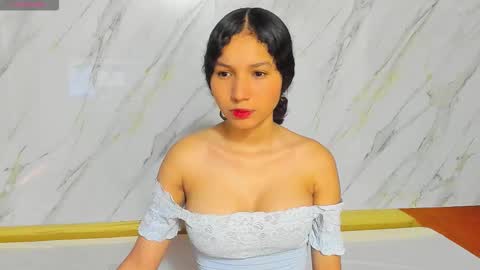 Snapshot of isabella_motero chatting on 21, 10, 2025 isabella_motero online show from 21, 10, 2025