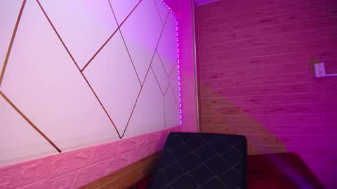 isabella_roseee online show from 6, 1, 2026