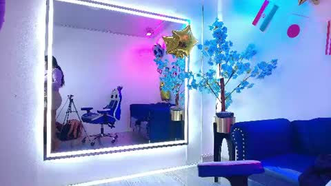 Isabella  online show from 4, 7, 2026