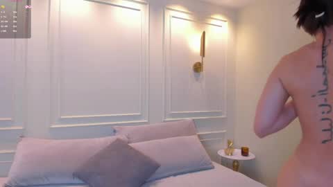 isabellaa_palacios online show from 15, 4, 2026