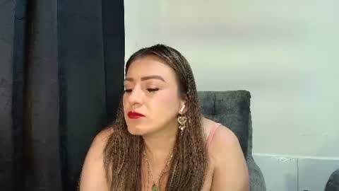 Snapshot of isabellaagarcia chatting on 15, 7, 2026 Isabella online show from 15, 7, 2026