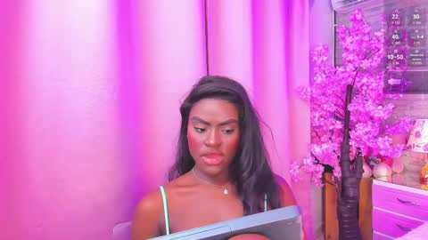 Snapshot of isabellabroms21 chatting on 9, 2, 2025    v online show from 9, 2, 2025