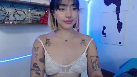 Snapshot of isabellakoff chatting on 8, 1, 2025 Tati - online show from 8, 1, 2025