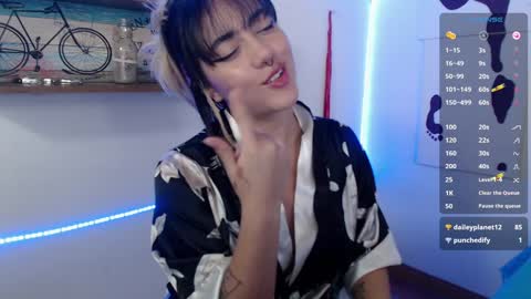 Snapshot of isabellakoff chatting on 11, 1, 2025 Tati - online show from 11, 1, 2025