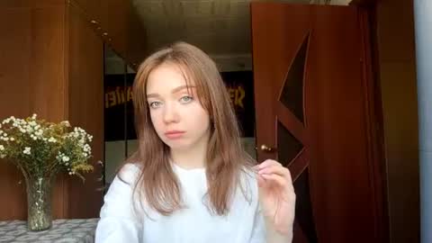 Snapshot of isabellaloftus chatting on 26, 7, 2026 Lusy online show from 26, 7, 2026