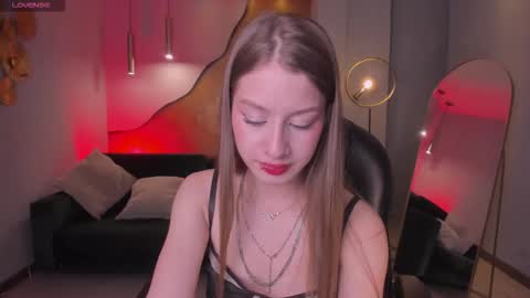 Snapshot of isabellamoretti1 chatting on 27, 2, 2026 Isabella Moretti online show from 27, 2, 2026