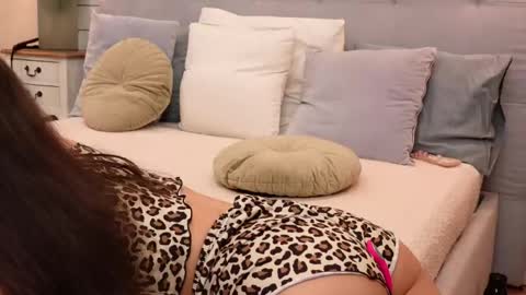 Snapshot of isabellamyst chatting on 13, 5, 2026 IsabellaMyst online show from 13, 5, 2026
