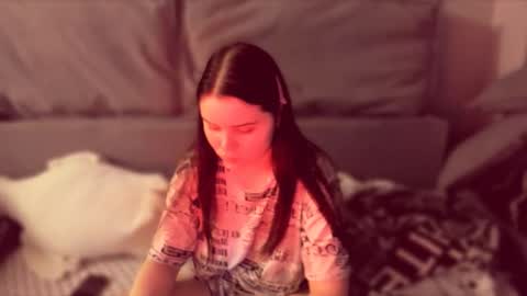 Isabella online show from 30, 9, 2025