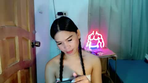 Snapshot of isabelle_amore chatting on 27, 6, 2026 Ysa online show from 27, 6, 2026