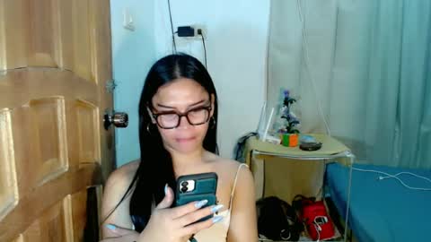 Snapshot of isabelle_amore chatting on 2, 7, 2026 Ysa online show from 2, 7, 2026