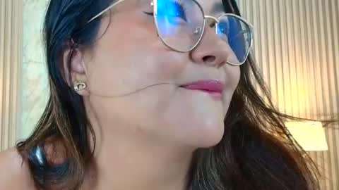 Snapshot of isabellmendez_ chatting on 19, 6, 2026 IsabellMendez online show from 19, 6, 2026