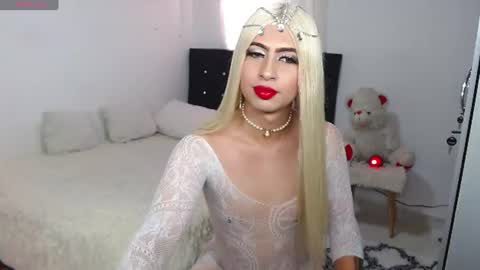 Snapshot of isadora_conde1_ chatting on 10, 7, 2026 isadora online show from 10, 7, 2026