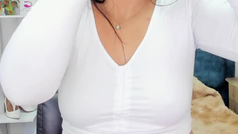 Snapshot of isadoravex chatting on 22, 5, 2026 Isabel online show from 22, 5, 2026