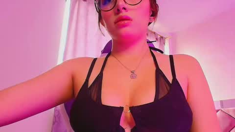 Snapshot of isahenao02 chatting on 21, 2, 2026 ISABELLA online show from 21, 2, 2026