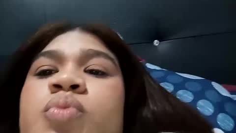 Snapshot of isamoon99 chatting on 14, 10, 2025 Isa online show from 14, 10, 2025