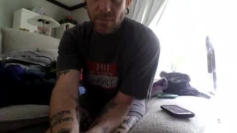 Snapshot of ishouldntbeonhereagain chatting on 17, 4, 2026 Daddy Master Master Daddy online show from 17, 4, 2026