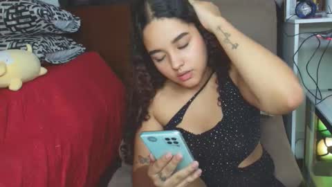 Snapshot of isis_blade chatting on 14, 9, 2025 Isis Blade online show from 14, 9, 2025