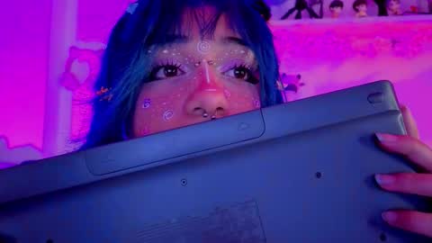 Isisjones18 online show from 9, 1, 2026