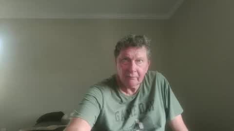 Snapshot of island625103 chatting on 28, 9, 2025 island625103 online show from 28, 9, 2025