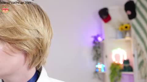 Lou  Peaches online show from 16, 7, 2026