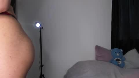 Julyane online show from 7, 2, 2025