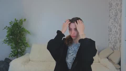 Emilia online show from 3, 3, 2026