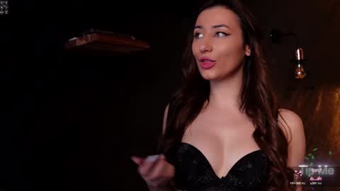 IsoldeBliss online show from 16, 1, 2025