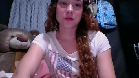 Snapshot of issa30213 chatting on 13, 10, 2025 Issa online show from 13, 10, 2025