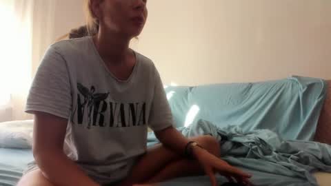 Snapshot of issabelle_69 chatting on 6, 7, 2026 Issabelle online show from 6, 7, 2026