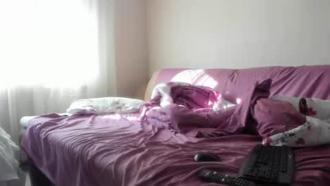 Snapshot of issabelle_69 chatting on 18, 7, 2026 Issabelle online show from 18, 7, 2026