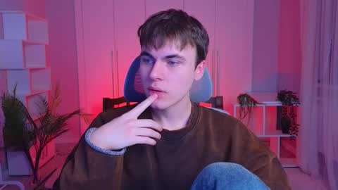 Maks online show from 30, 1, 2025