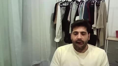 italianboybcn online show from 14, 1, 2026