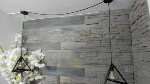 Italo Moore online show from 7, 11, 2025