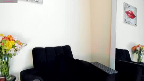 Snapshot of its__angelica_ chatting on 19, 4, 2026 Angelica online show from 19, 4, 2026