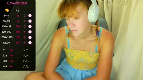 Lily online show from 15, 9, 2025