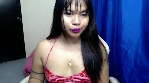 Snapshot of its_me_mia chatting on 5, 3, 2025 Its me mia online show from 5, 3, 2025