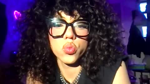 itsariessecrets online show from 1, 2, 2025