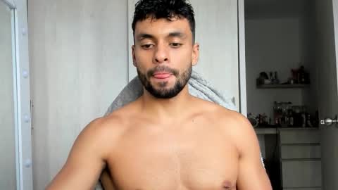 Snapshot of itsgeo1111 chatting on 24, 9, 2025 CALL ME GEO online show from 24, 9, 2025